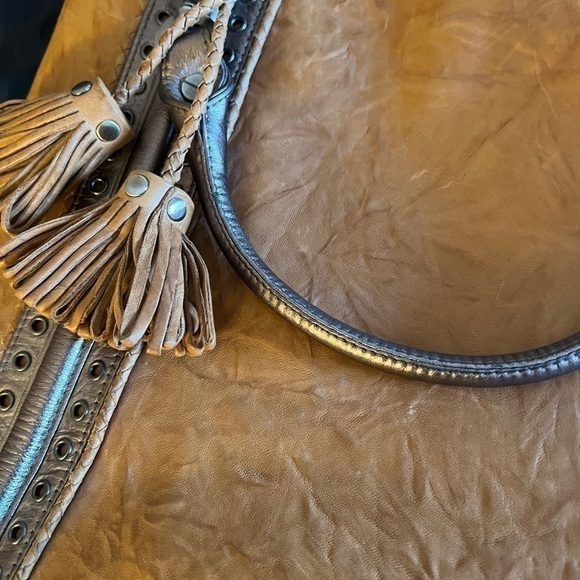 Junior Drake leather tote bag, used twice, good condition! Reinforced feet - Picture 4 of 13